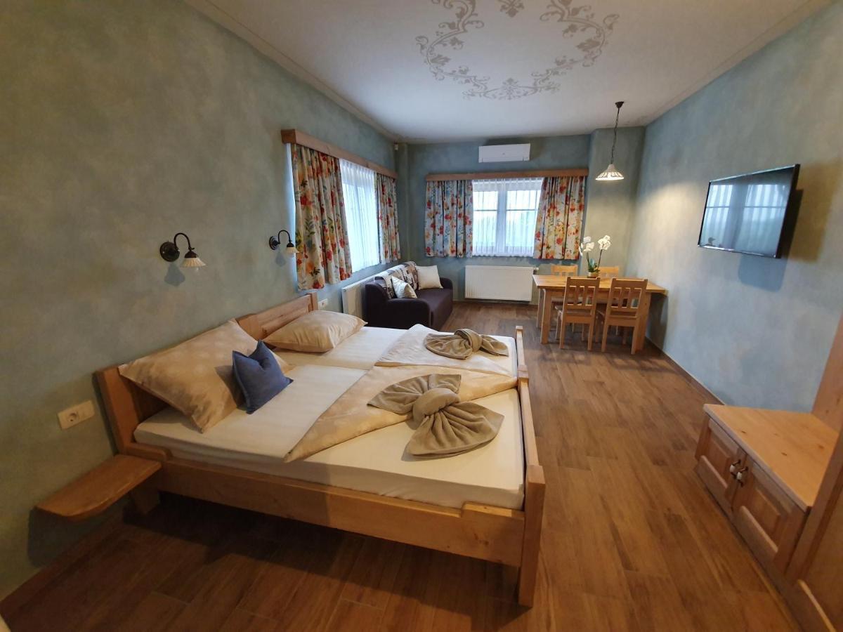 Apartmaji Brsca Apartment *